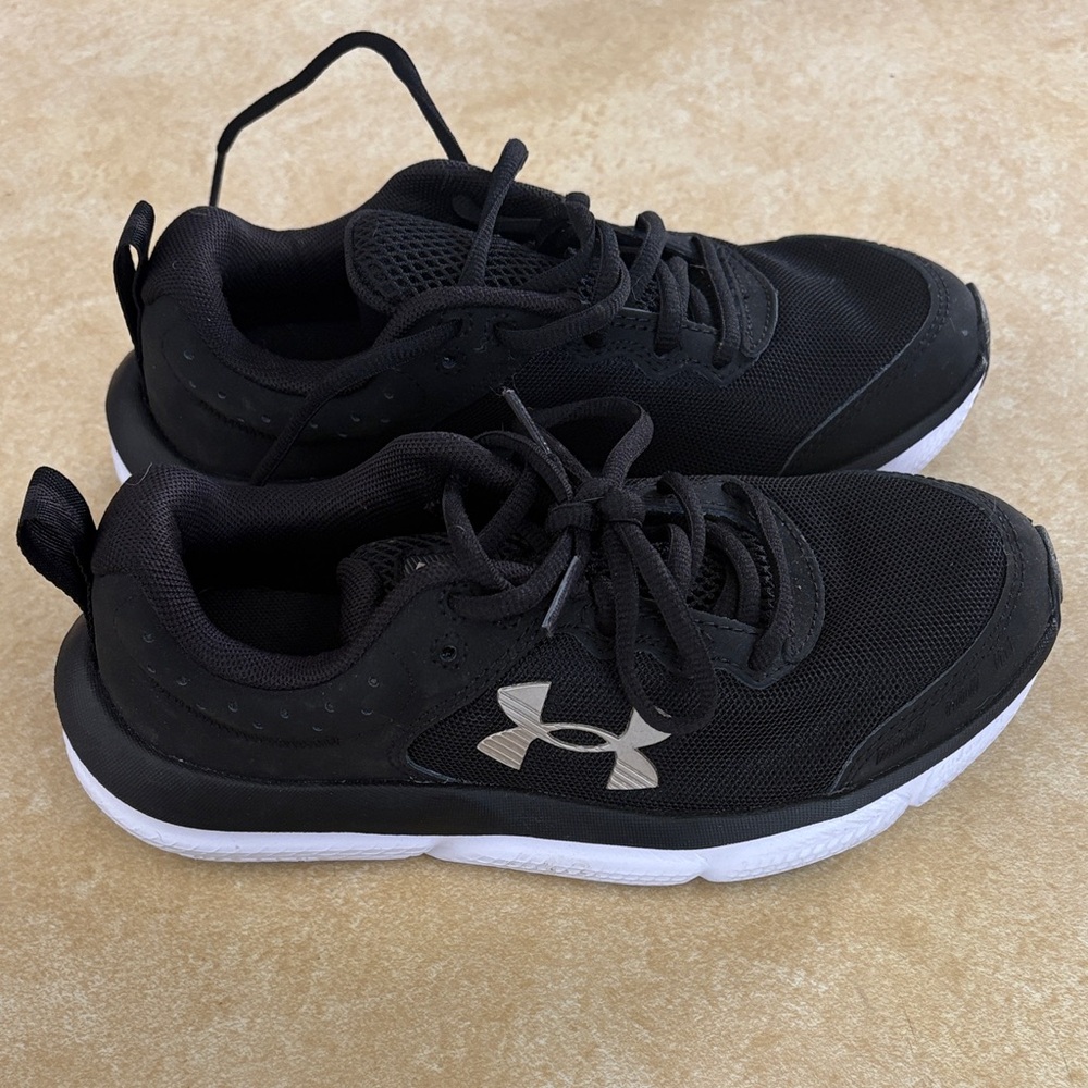 NWOT. Under Armour Kids Black and White Sneakers
